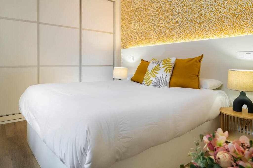 Monkeys Apartments San Roman Deluxe Sevilla Buitenkant foto